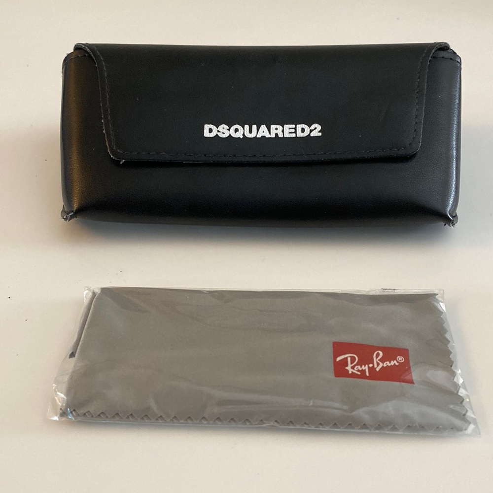 DSquared2 large sunglass case holder. Comes with Rayban lense cloth.